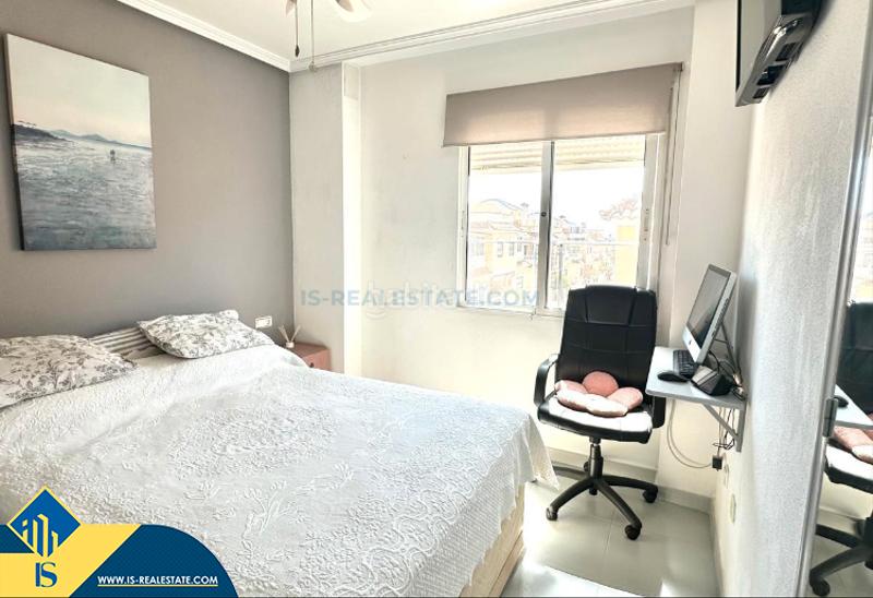 Foto 3eb6bbe6-0e0f-4e04-888f-63aa52a2446a. Chalet mit parking pool in La Regia Orihuela