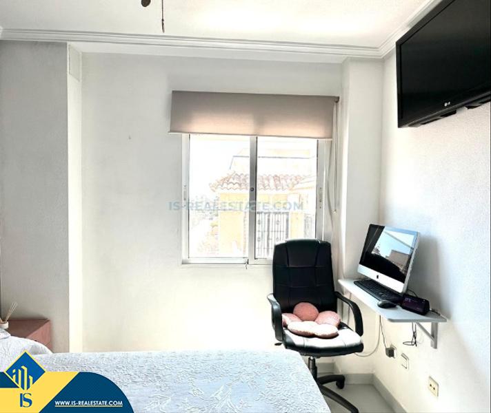 Foto 4777fdcb-435b-4a35-b188-cdadb07a7d02. Chalet mit parking pool in La Regia Orihuela