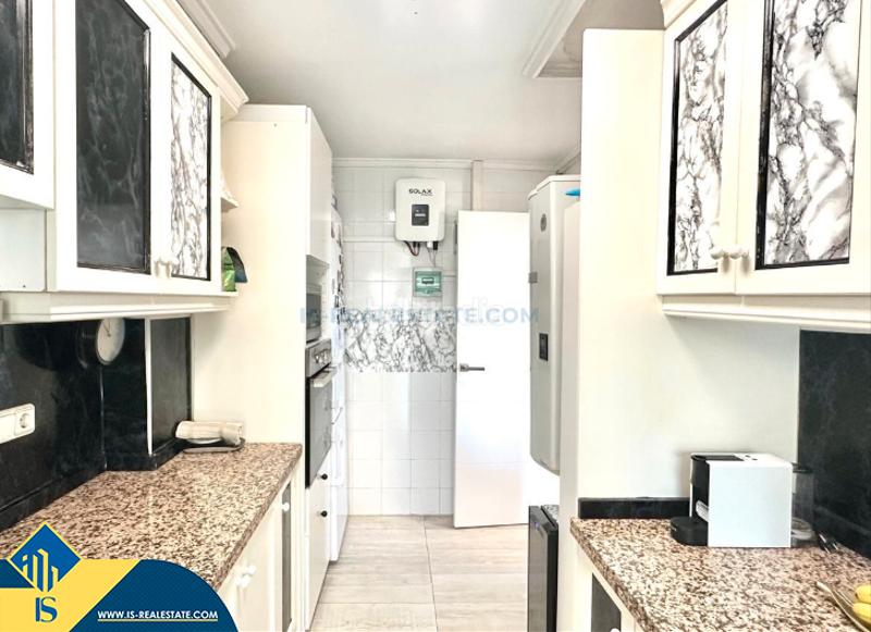 Foto 954bfb0d-b398-4a4f-b8f3-590d12291da8. Chalet mit parking pool in La Regia Orihuela