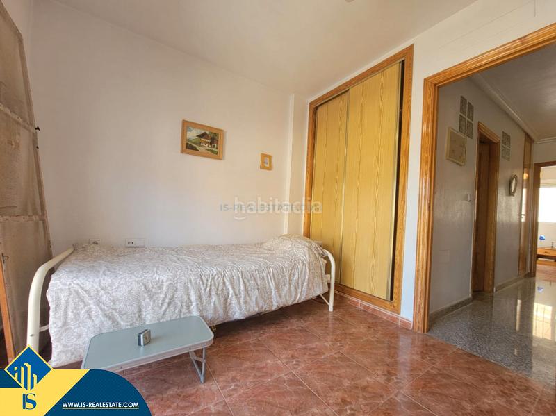 Foto 0f0c7974-e492-47b1-8332-d5f6a68356d8. Casa a schiera con camino riscaldamento parcheggio piscina in Orihuela