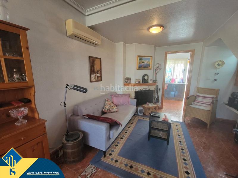 Foto ff15c1f0-f68b-4b6f-8774-5017fb1f2863. Casa a schiera con camino riscaldamento parcheggio piscina in Orihuela
