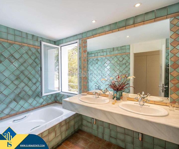 Foto 2b0df04a-e977-485e-ba3b-e569a10bd09a. Chalet avec parking piscine dans Roca Llisa Santa Eulària