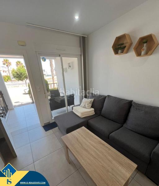 Foto b9ae406c-8b6a-4eea-9e43-176d2486af28. Casa amb calefacció aparcament piscina a Parque Acuático - Sector 25 Torrevieja