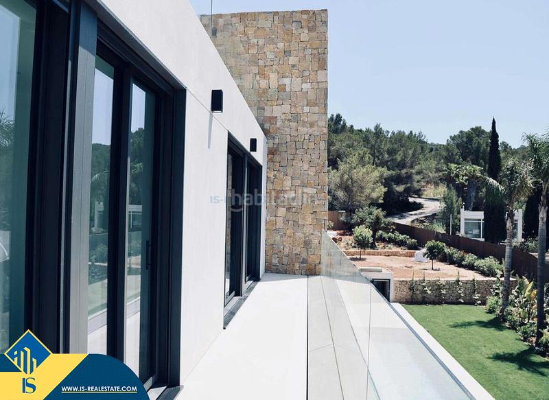Foto ed7e7891-e614-48b3-a3c3-b8a367c2751b. Chalet con parcheggio piscina in Jesús Santa Eulària