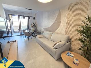 Xalet en Las Piscinas Naturales. Apartamento con piscina comunitaria, en la provincia de alicante
