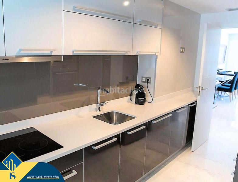 Foto fa145421-36d3-4031-9bcf-f1af8b7af32d. Attico con parcheggio piscina in Puig des Molins Ibiza