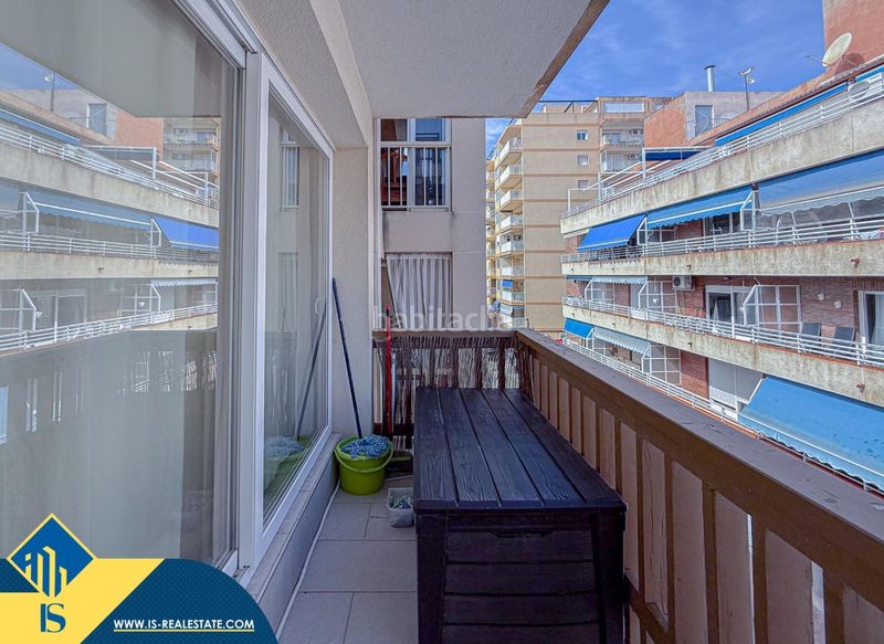 Foto 7a1bb97c-dfd2-47b0-8e80-84774235dc84. Ático  reformado con terraza, en la provincia de alicante, en la ciudad , en la zona de playa de los locos. 2 habitaci en Torrevieja