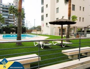 Appartement à Carolinas Bajas. Apartamento con piscina comunitaria, en la provincia de alicante
