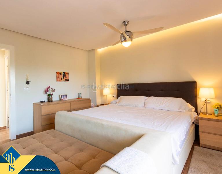 Foto 2d584762-ed7e-4697-bb63-78c63c7e2a7a. Xalet amb aparcament piscina a Pla de la Vallonga Alicante