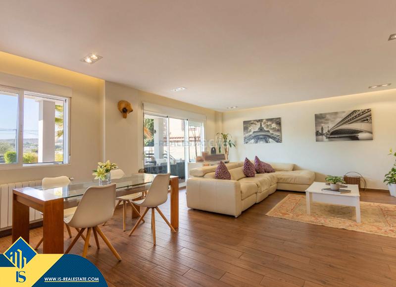 Foto 3c0d11fb-a4ec-4df6-8d21-7fabc5daffd0. Xalet amb aparcament piscina a Pla de la Vallonga Alicante