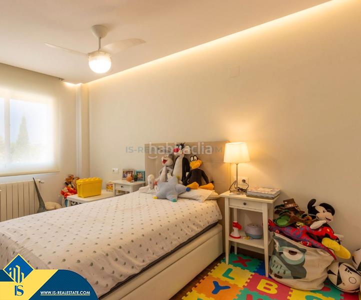 Foto 40369ead-3540-4f5f-979c-3d45ec67acb9. Xalet amb aparcament piscina a Pla de la Vallonga Alicante