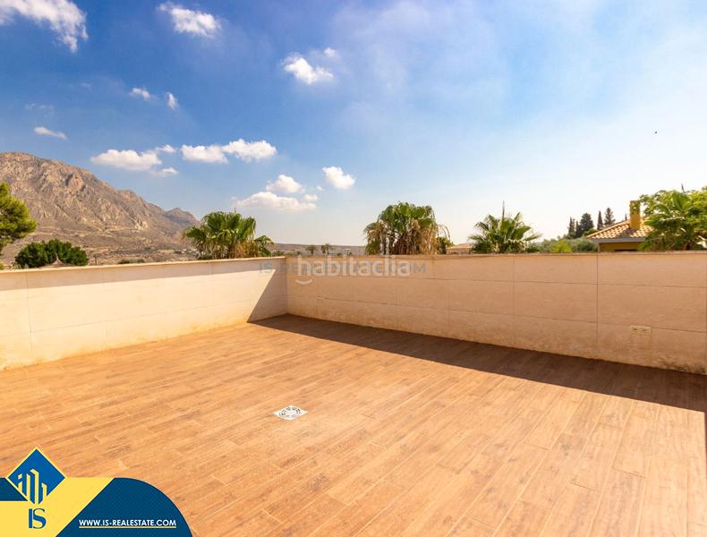 Foto 54c2001f-37fc-41e3-9f6c-ed339b7889f5. Xalet amb aparcament piscina a Pla de la Vallonga Alicante