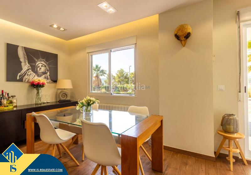 Foto 8390f4da-8561-48a9-9f63-4b647b4e6b9c. Xalet amb aparcament piscina a Pla de la Vallonga Alicante