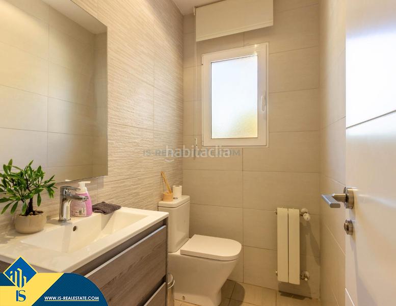 Foto c255945a-fef9-4a48-9464-25807a1e0a3b. Xalet amb aparcament piscina a Pla de la Vallonga Alicante