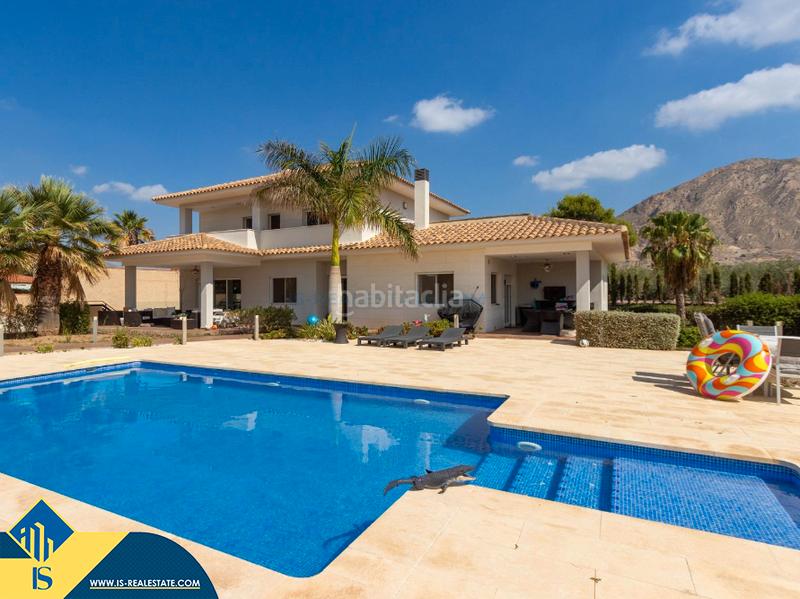 Foto cf91e5aa-3673-40f8-842f-4aacdeb466e2. Xalet amb aparcament piscina a Pla de la Vallonga Alicante