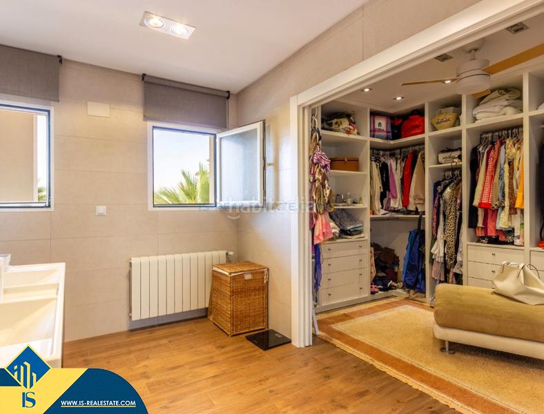 Foto e9721d99-0ef7-4d9d-a9ba-d11665e0564a. Xalet amb aparcament piscina a Pla de la Vallonga Alicante