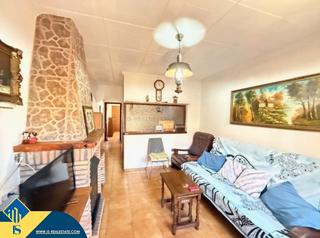 Casa en Aguas Nuevas. Casa con terraza, en la provincia de alicante, en la ciudad de t