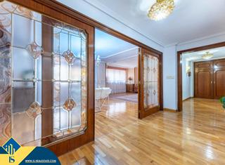 Pis a Mercado. Apartamento con terraza, en la provincia de alicante, en la ciud