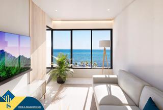 Apartament a Zona Playa del Cura. Apartamento renovado con piscina comunitaria, en la provincia de
