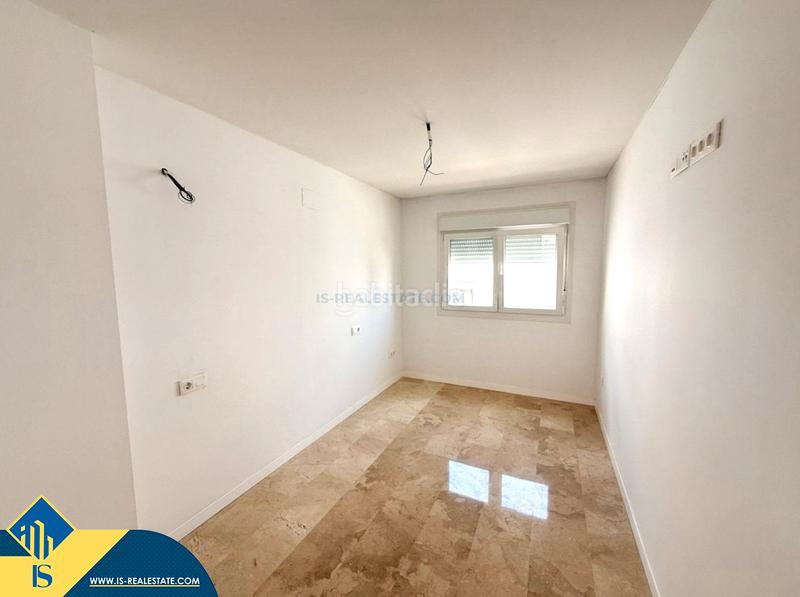 Foto 7de35061-f93d-4efa-9a4f-9f282ed73b0e. Ático  reformado con terraza, en la provincia , en la ciudad . 2 habitaciones | 75 m² | 4 kilómetros del mar en Alicante
