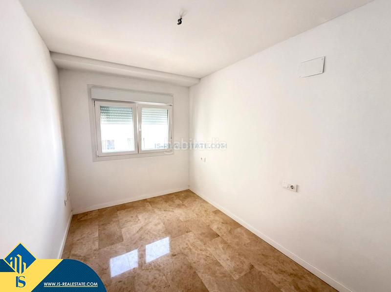 Foto 82bd3331-d86e-48bf-b56e-d85104dd7f2c. Ático  reformado con terraza, en la provincia , en la ciudad . 2 habitaciones | 75 m² | 4 kilómetros del mar en Alicante