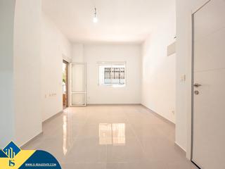Apartament a El Acequión. Apartamento reformado con terraza, en la provincia de alicante,