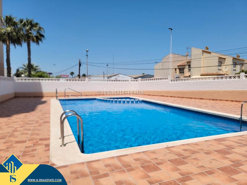 Foto 7ab18e14-f3de-441d-92fa-29e6d87377c0. Piccolo appartamento con riscaldamento piscina in Torrevieja