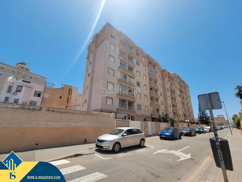 Foto 91d10805-aa51-48a8-a2da-f54445f1f7e0. Piccolo appartamento con riscaldamento piscina in Torrevieja