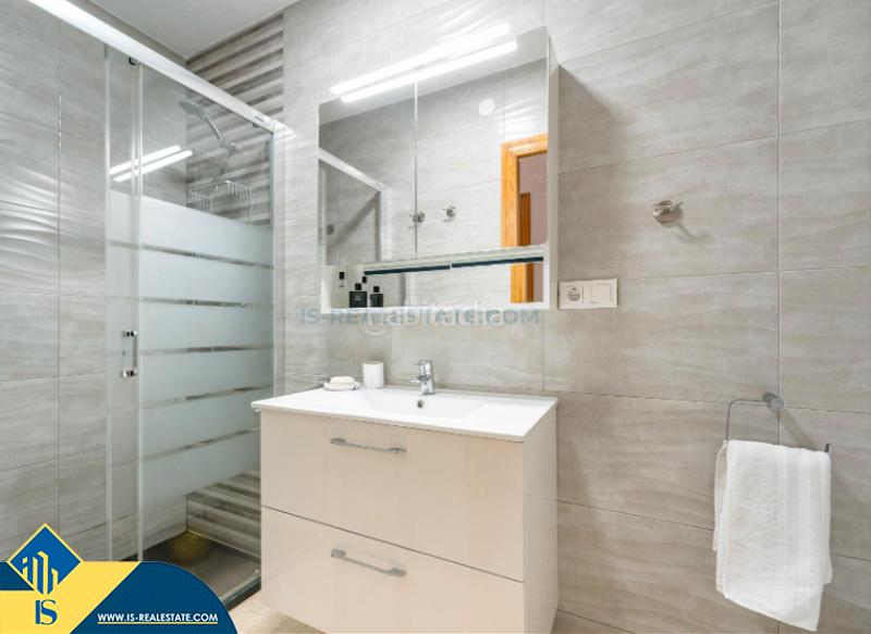 Foto 627dcd72-45b8-4ec1-abdd-2441a5cb8a71. Duplex avec parking dans Playa de los Náufragos Torrevieja