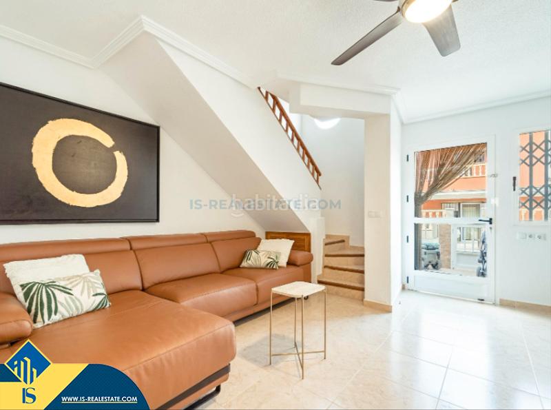 Foto a2780b10-80ad-47dd-b8ca-6ee503734402. Duplex avec parking dans Playa de los Náufragos Torrevieja