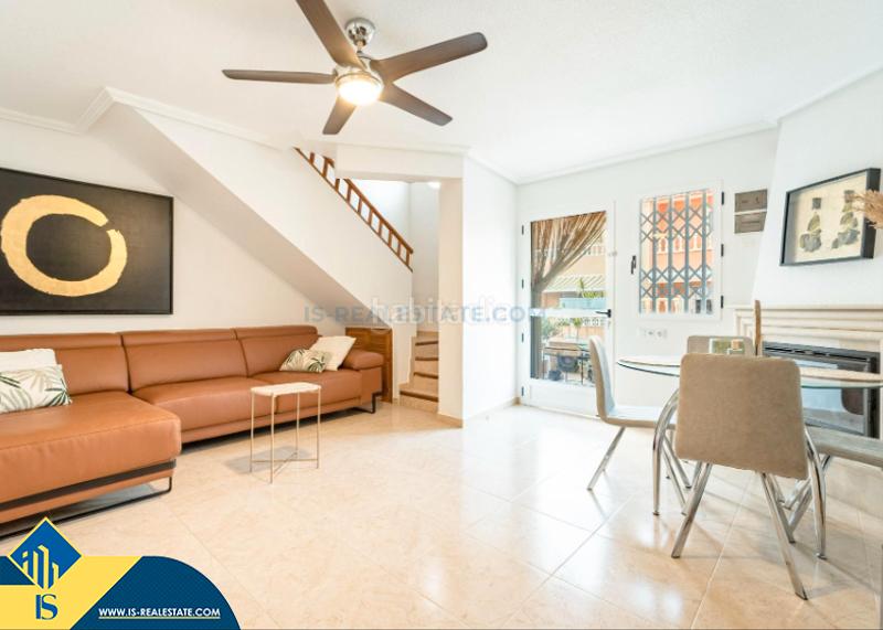 Foto b6172846-c6a7-4297-8520-1e8a48165294. Duplex avec parking dans Playa de los Náufragos Torrevieja