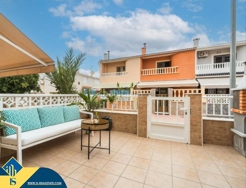 Foto c2aba1e1-2e16-424a-9ec6-4ac17410fb4f. Duplex avec parking dans Playa de los Náufragos Torrevieja