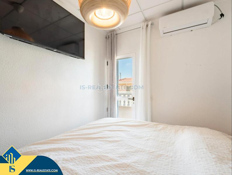 Foto c39ed797-a838-4980-ae03-41bb399424f0. Duplex avec parking dans Playa de los Náufragos Torrevieja