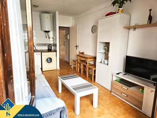 Apartament a Nueva Torrevieja. Apartamento con piscina comunitaria, en la provincia de alicante