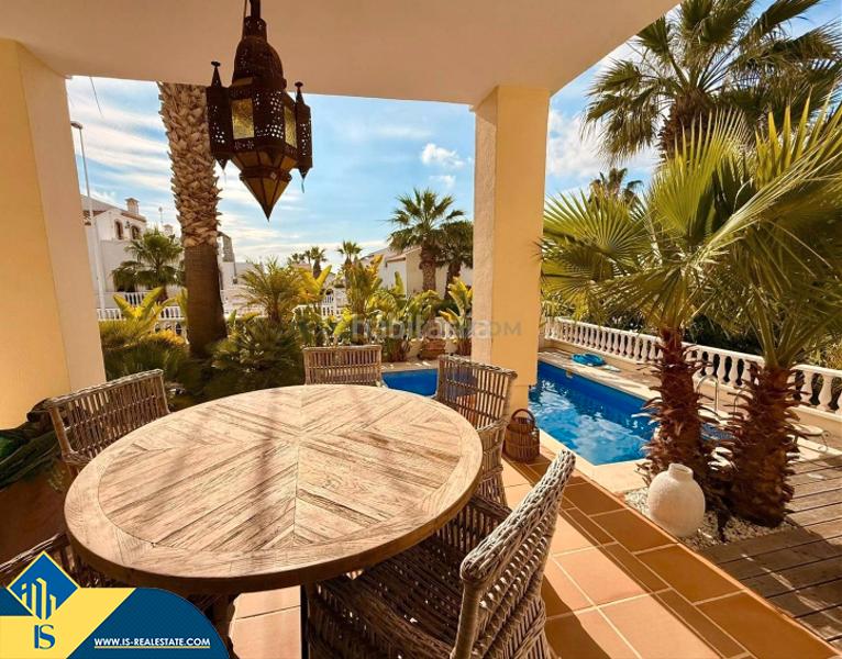 Foto 0b266909-5c62-42b7-a30b-0e19147fe3c2. Chalet avec parking piscine dans Lomas de Cabo Roig - Los Dolses Orihuela