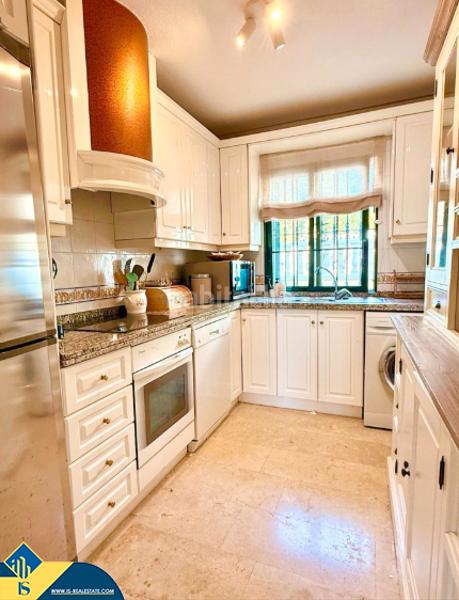 Foto 887f8385-f108-4acd-9019-5f4d05f48b2b. Chalet avec parking piscine dans Lomas de Cabo Roig - Los Dolses Orihuela