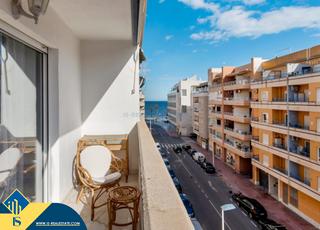 Pis a Zona Playa del Cura. Apartamento con terraza, en la provincia de alicante, en la ciud