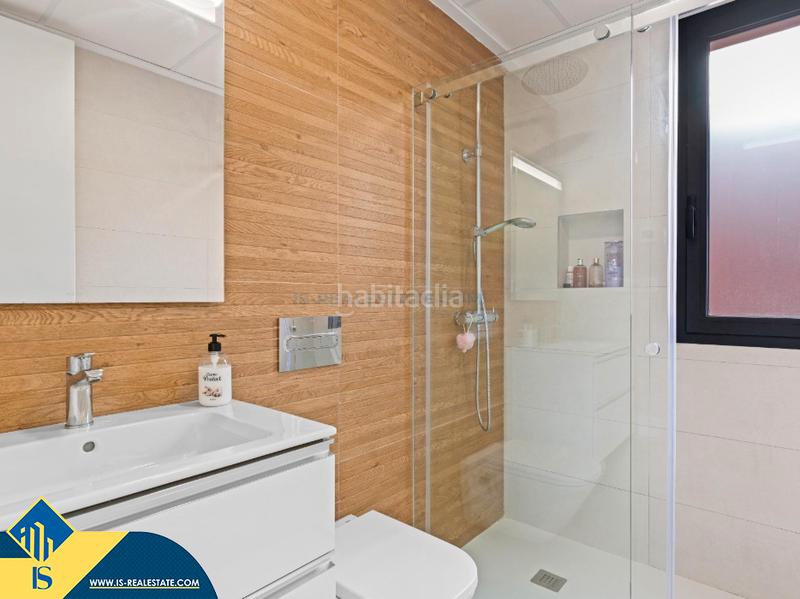 Foto b69e66a6-c743-4b01-9216-8d81af31bbe5. Chalet with parking pool in Los Secanos Guardamar del Segura