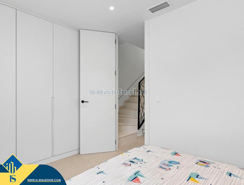 Foto ede2fd6e-0775-413f-918f-0b7222342bd0. Chalet with parking pool in Los Secanos Guardamar del Segura