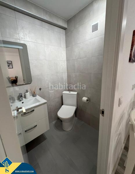 Foto ba81ea0f-915f-4626-b69e-4d2f9f8b927d. Appartement dans Zona Playa del Cura Torrevieja