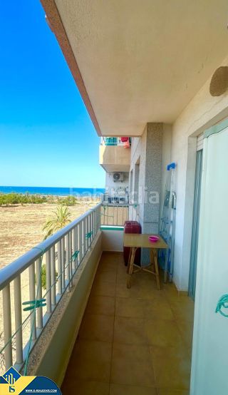Foto f461cca7-5bba-44bf-8bdc-552c1d4edc3f. Pis amb piscina a Punta Prima Torrevieja