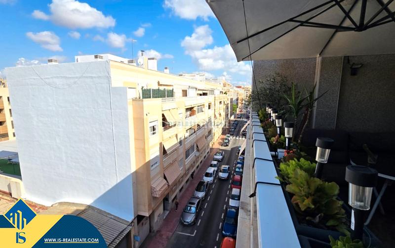 Foto b5c546c2-a3c1-4d1f-ac3d-9e6398bcd36d. Àtic amb calefacció aparcament a Antonio Machado Torrevieja