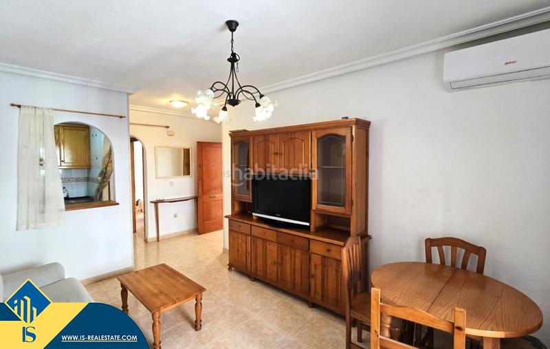 Foto efb1d0c9-2e4b-4d20-abdf-cd77e2f075c9. Apartment with heating in Avenida Habaneras - Curva de Palangre Torrevieja