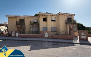 Maison jumelée à Pilar de la Horadada Ciudad. Casa para reformar, en la provincia de alicante, en la ciudad de