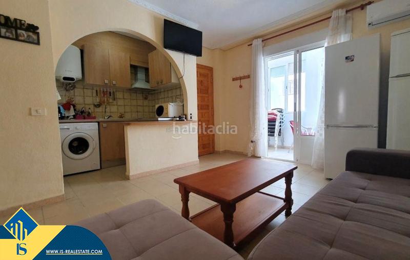 Foto 23ab72c7-88a5-433f-aa90-871060b5e6a3. Piccolo appartamento con riscaldamento piscina in Torrevieja