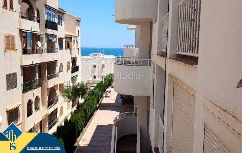 Foto f953dfd0-446d-4dce-b238-4bfde23fcc35. Piccolo appartamento con riscaldamento piscina in Torrevieja