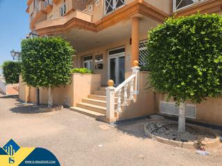 Apartamento en Los Peñascos-El Salero-Los Imbernones. Apartamento con piscina comunitaria, en la provincia de alicante