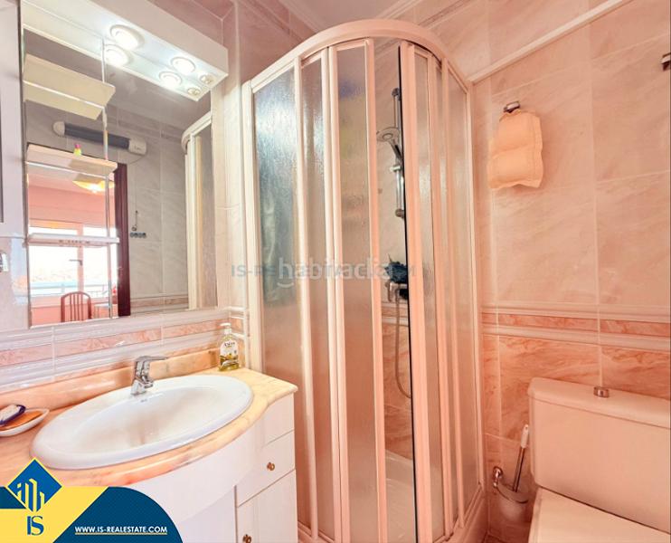 Foto 76d8fe8c-e1a5-4b9a-a329-f80312ed3419. Flat in Casco Antiguo - Puerto Benidorm