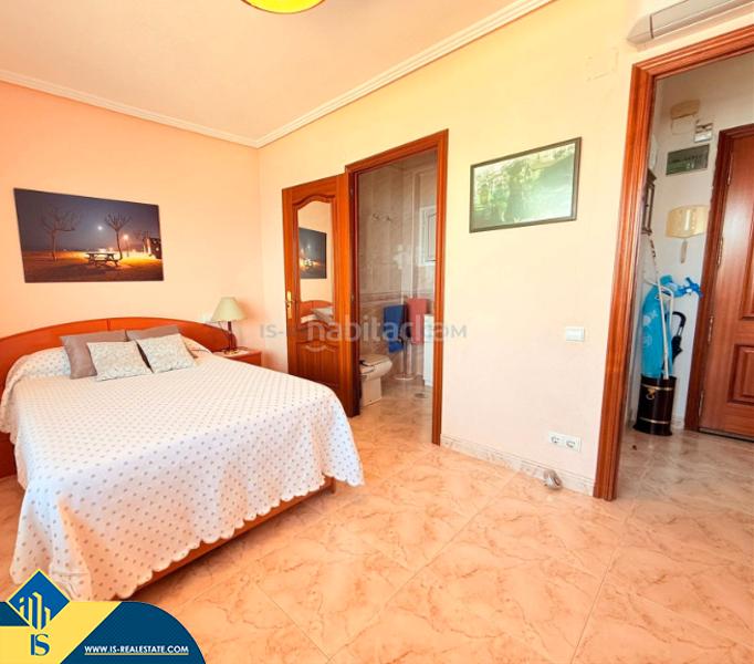 Foto 82bddc90-f187-4865-ad96-c901157f8be1. Flat in Casco Antiguo - Puerto Benidorm