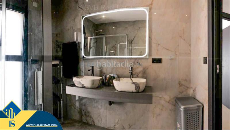 Foto 5c85a32d-d321-42a2-95c9-467e8e2e2194. Chalet villa con piscina privada, en la provincia de alicante, en rojales, en la ciudad de ciudad quesada. 4 habitaciones | 240 m² | a 6 en Formentera del Segura